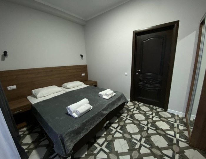 Четырёхместные апартаменты с балконом - Отель «Бугенвиллея» Пицунда